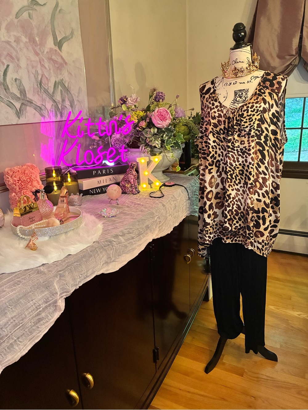 Slinky Brand 3X 2 Piece Leopard Sharkbite Tunic Top Black Pants Set - Picture 2 of 15